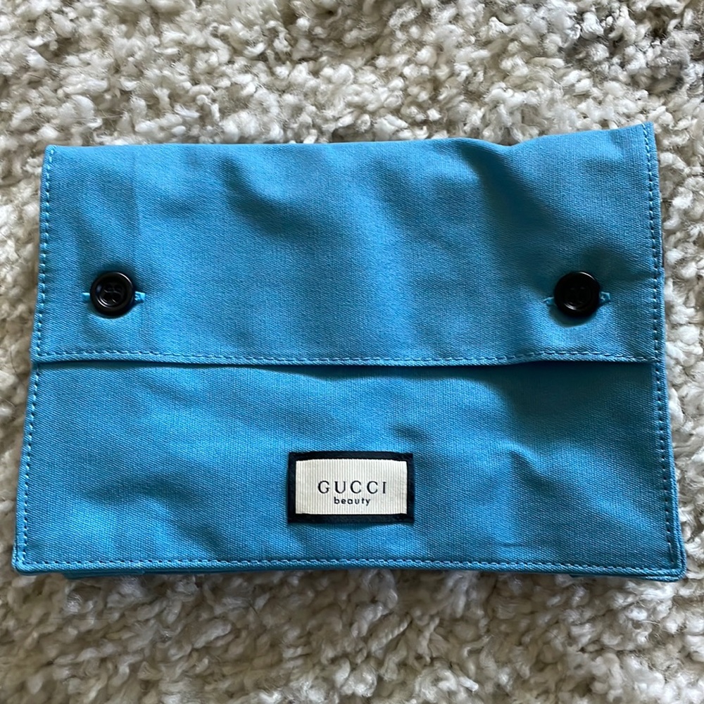 Gucci beauty pouch